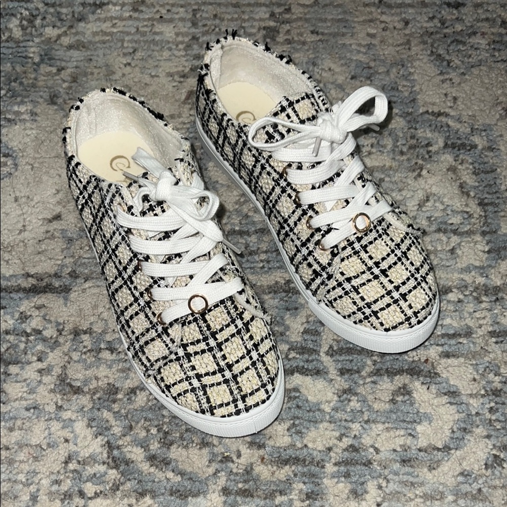 Chic Tweed Lace-Up Sneakers